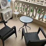 South Bay Apartament Warna